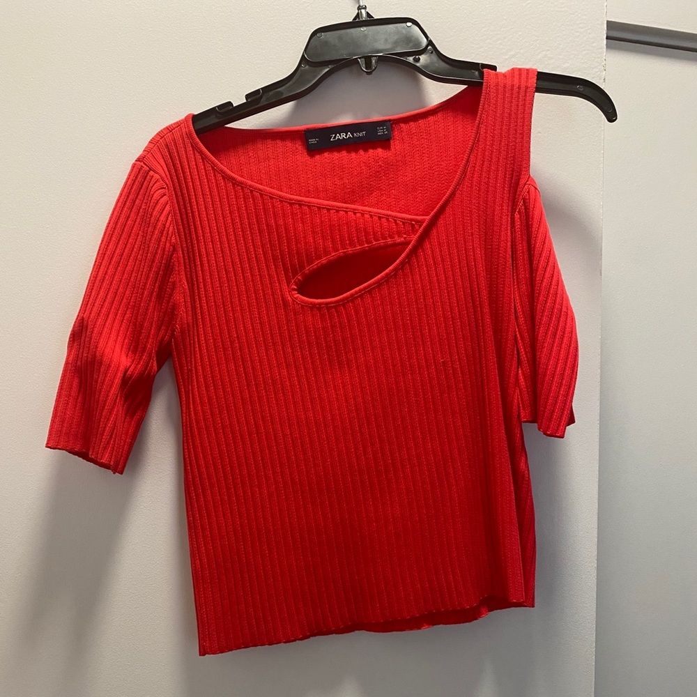 Zara top - never worn just tried on